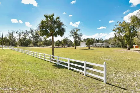 105 Lake Como Drive Pomona Park FL 32181