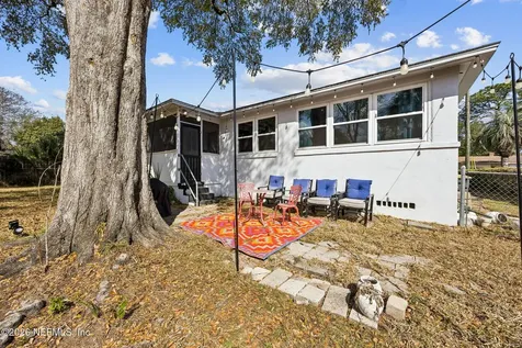 6338 Mercer Circle W Jacksonville FL 32217