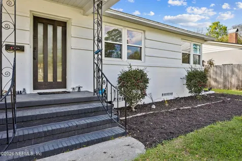 6338 Mercer Circle W Jacksonville FL 32217