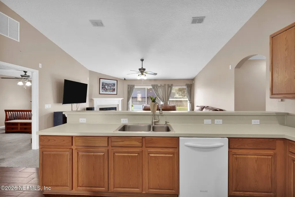 13696 Devan Lee Drive E Jacksonville FL 32226