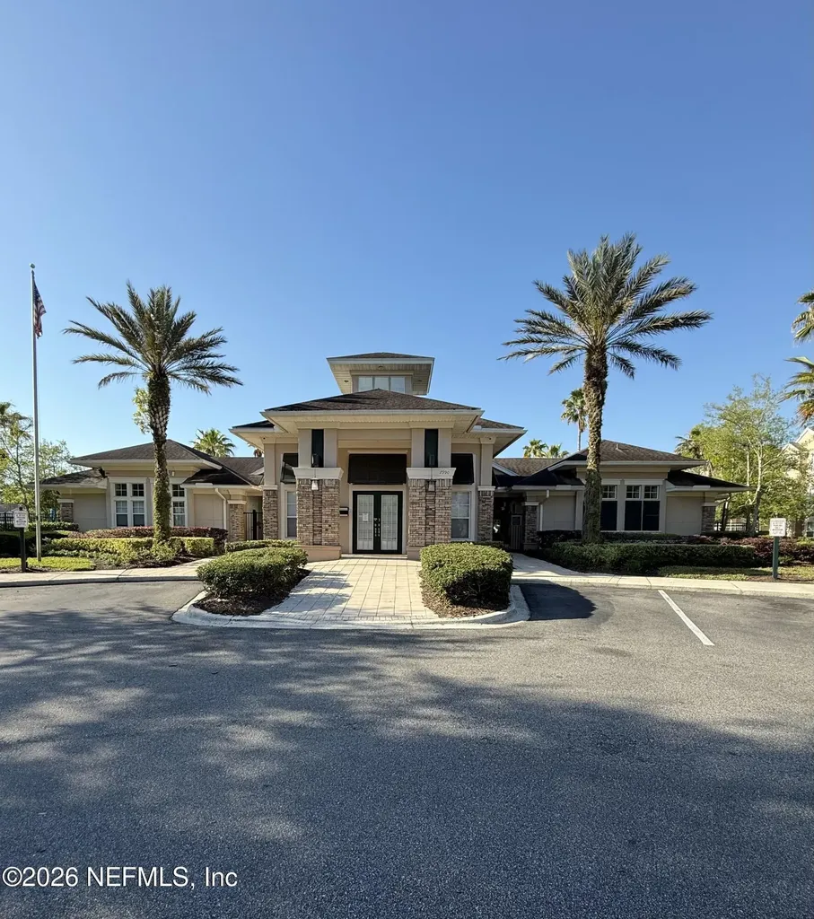 7990 Baymeadows Road Jacksonville FL 32256