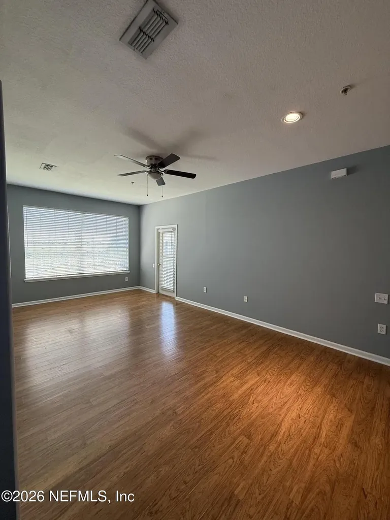 7990 Baymeadows Road Jacksonville FL 32256
