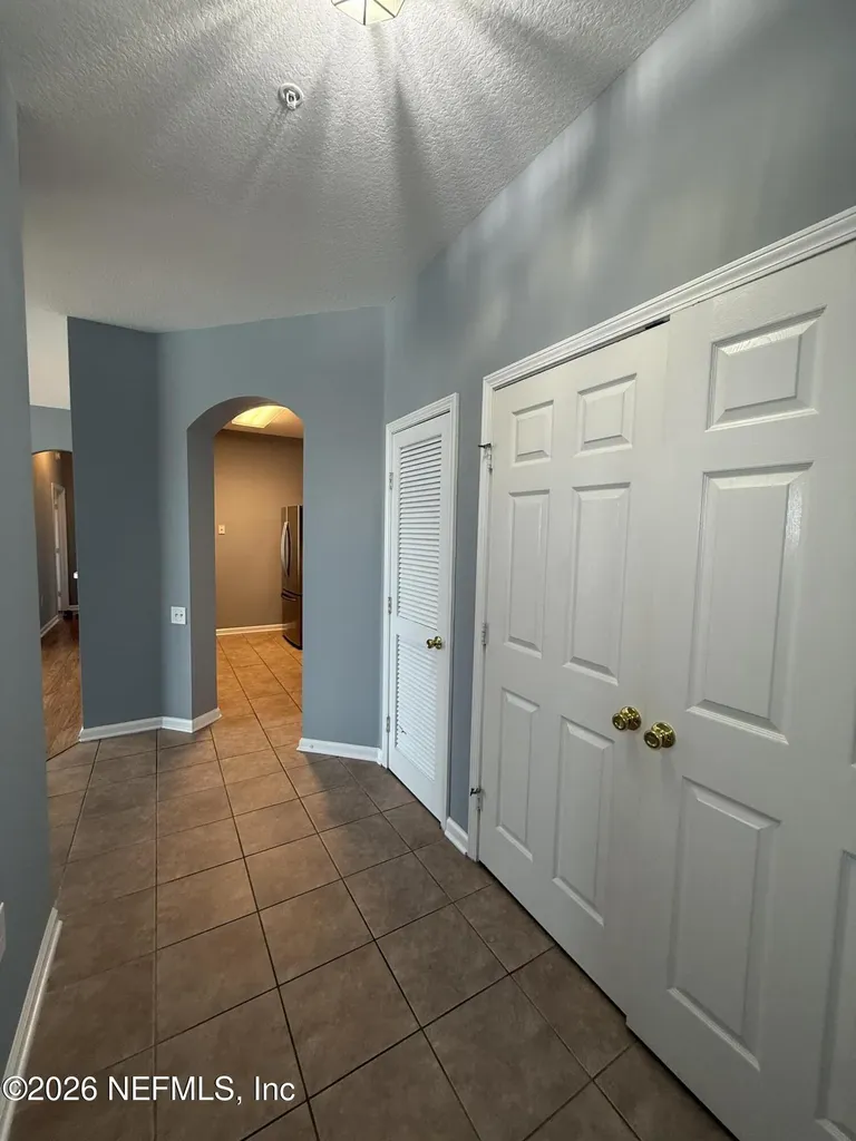 7990 Baymeadows Road Jacksonville FL 32256