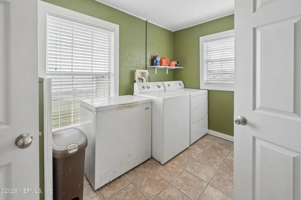 7932 SW County Road 18 Hampton FL 32044