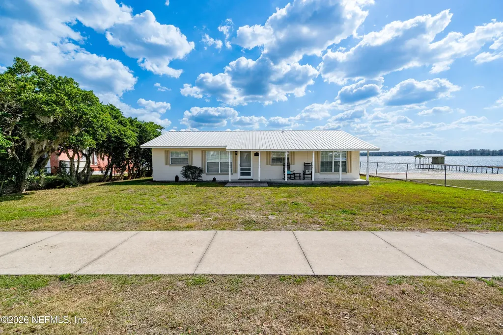 7932 SW County Road 18 Hampton FL 32044
