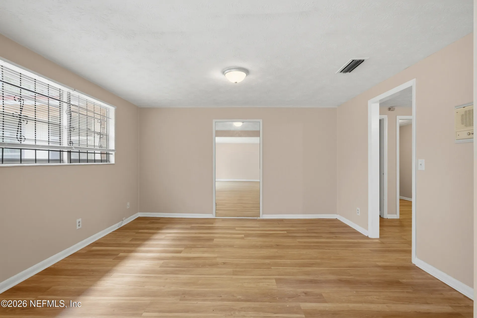 8648 Howell Drive Jacksonville FL 32208