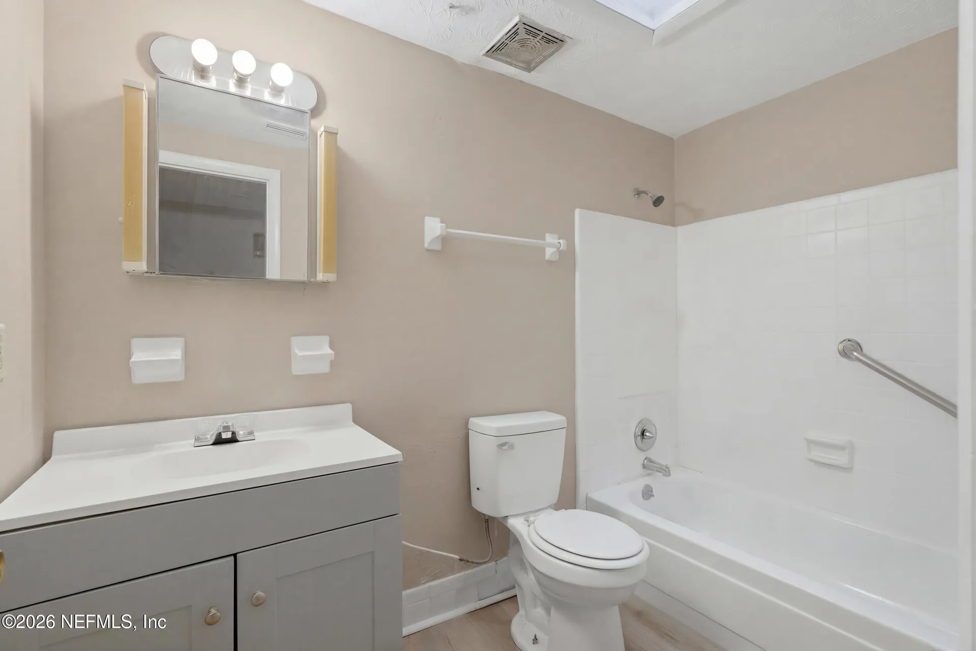 8648 Howell Drive Jacksonville FL 32208