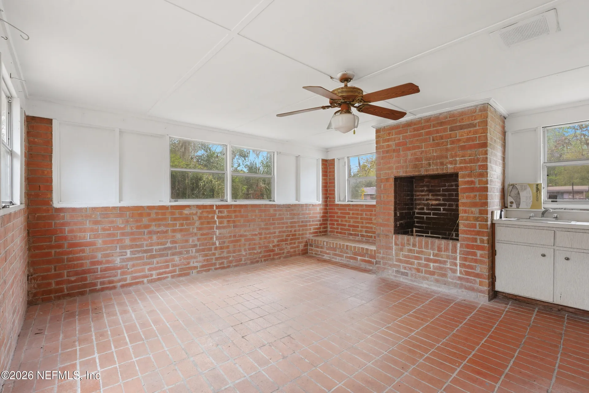 8648 Howell Drive Jacksonville FL 32208