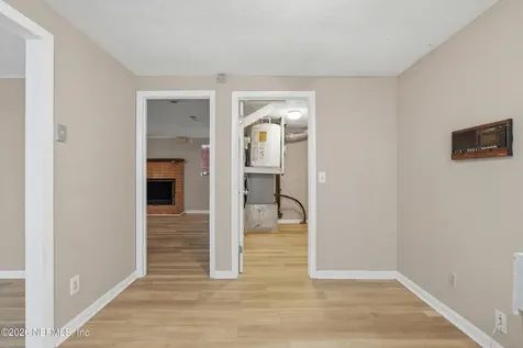 8648 Howell Drive Jacksonville FL 32208