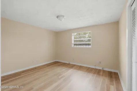 8648 Howell Drive Jacksonville FL 32208