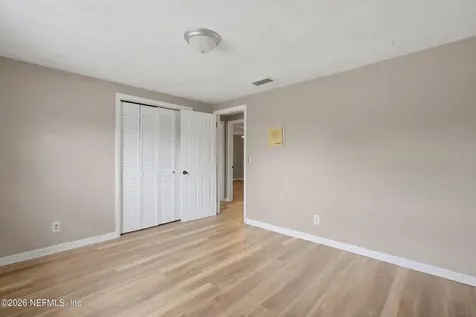 8648 Howell Drive Jacksonville FL 32208
