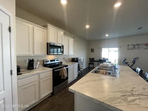 2587 Oak Stream Drive Green Cove Springs FL 32043