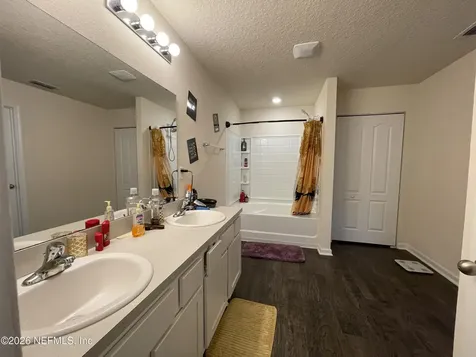 2587 Oak Stream Drive Green Cove Springs FL 32043