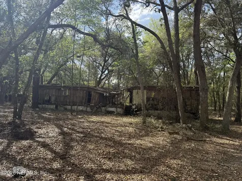 9094 SE 50th Avenue Hampton FL 32044