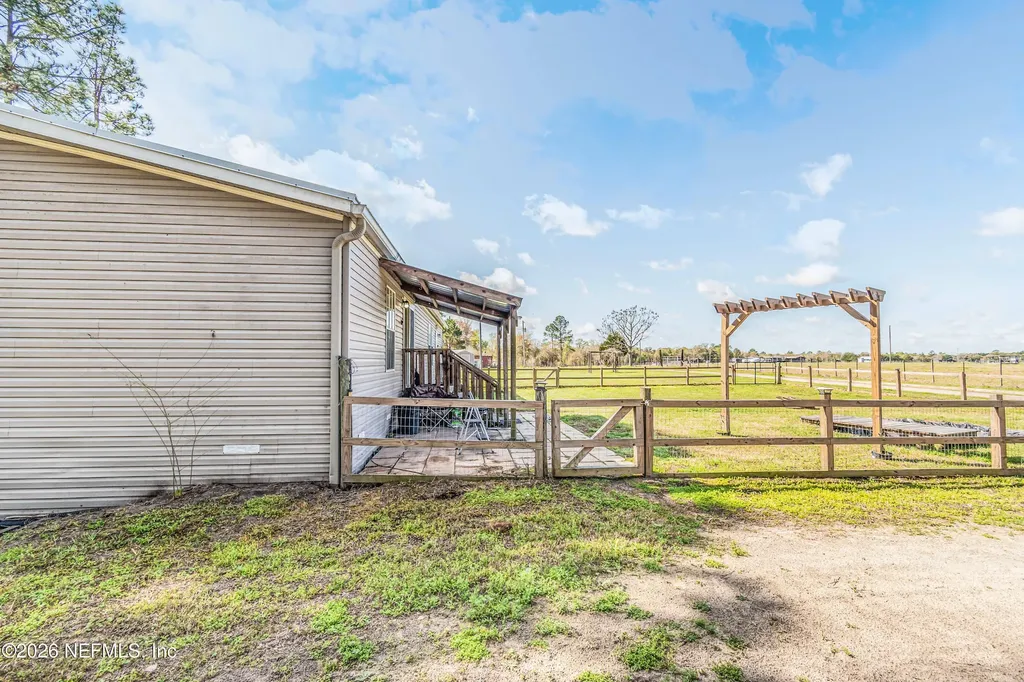 5598 Richardson Road Glen St. Mary FL 32040