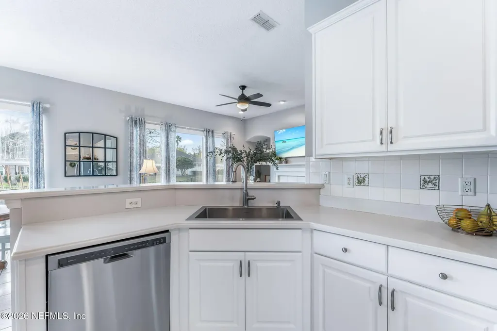 3840 Michaels Landing Circle E Jacksonville FL 32224
