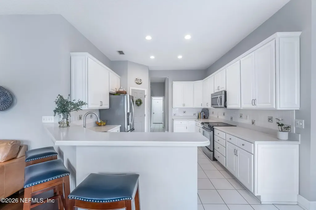 3840 Michaels Landing Circle E Jacksonville FL 32224