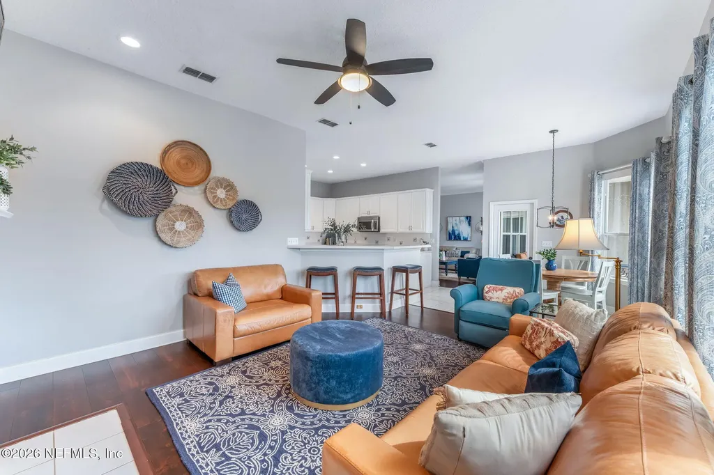 3840 Michaels Landing Circle E Jacksonville FL 32224