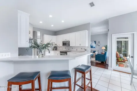 3840 Michaels Landing Circle E Jacksonville FL 32224
