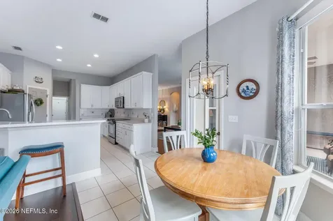 3840 Michaels Landing Circle E Jacksonville FL 32224
