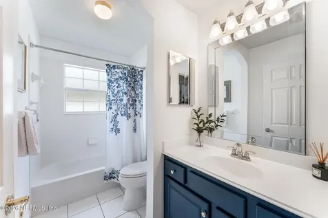 3840 Michaels Landing Circle E Jacksonville FL 32224