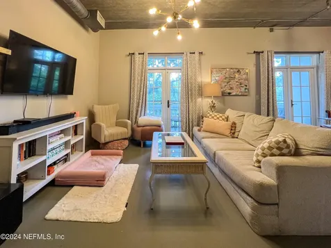 2064 Herschel Street Jacksonville FL 32204