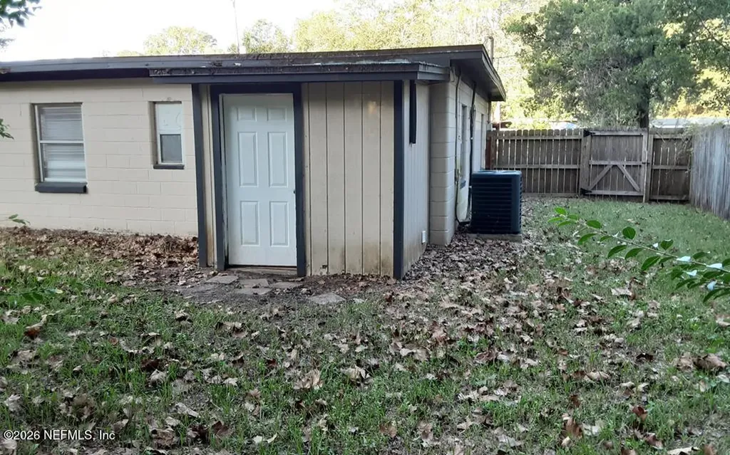 1161 Lake Shore Boulevard Jacksonville FL 32205