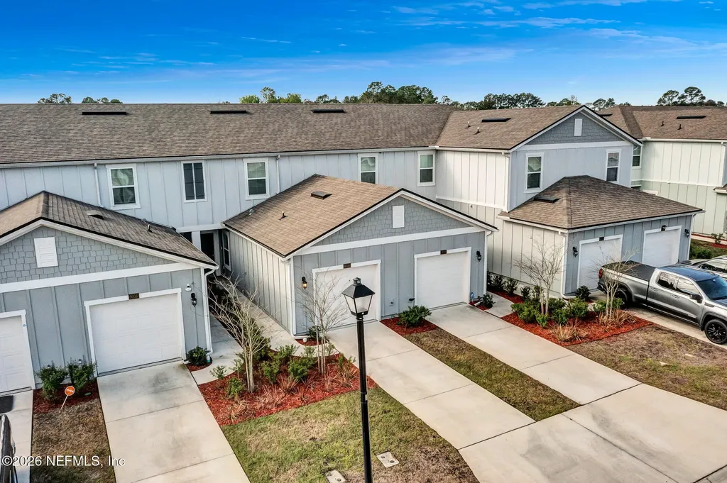 9008 Gifford Drive Jacksonville FL 32220
