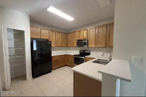 8218 Green Parrot Road Jacksonville FL 32256