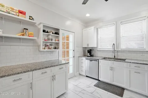 1266 Belmont Terrace Jacksonville FL 32207