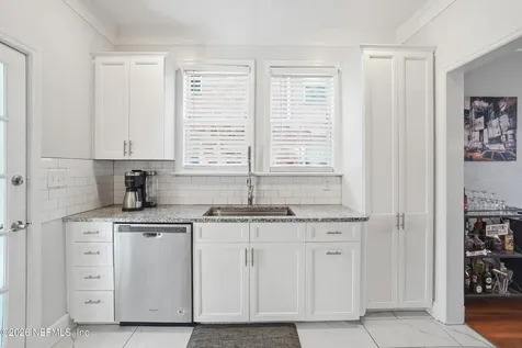 1266 Belmont Terrace Jacksonville FL 32207