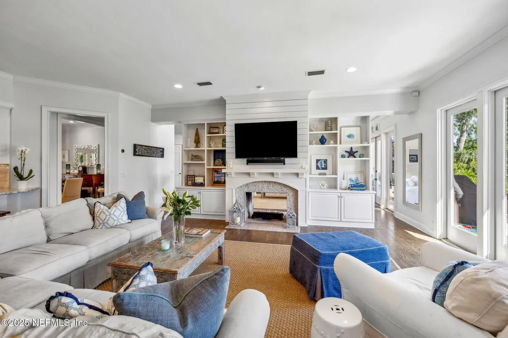 24698 Misty Lake Drive Ponte Vedra Beach FL 32082