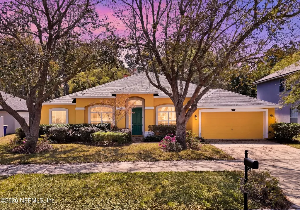 3933 Victoria Lakes Drive S Jacksonville FL 32226