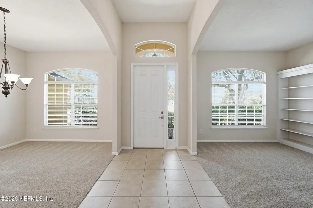 3933 Victoria Lakes Drive S Jacksonville FL 32226