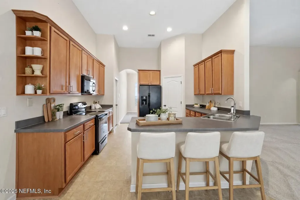 3933 Victoria Lakes Drive S Jacksonville FL 32226