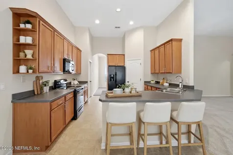 3933 Victoria Lakes Drive S Jacksonville FL 32226