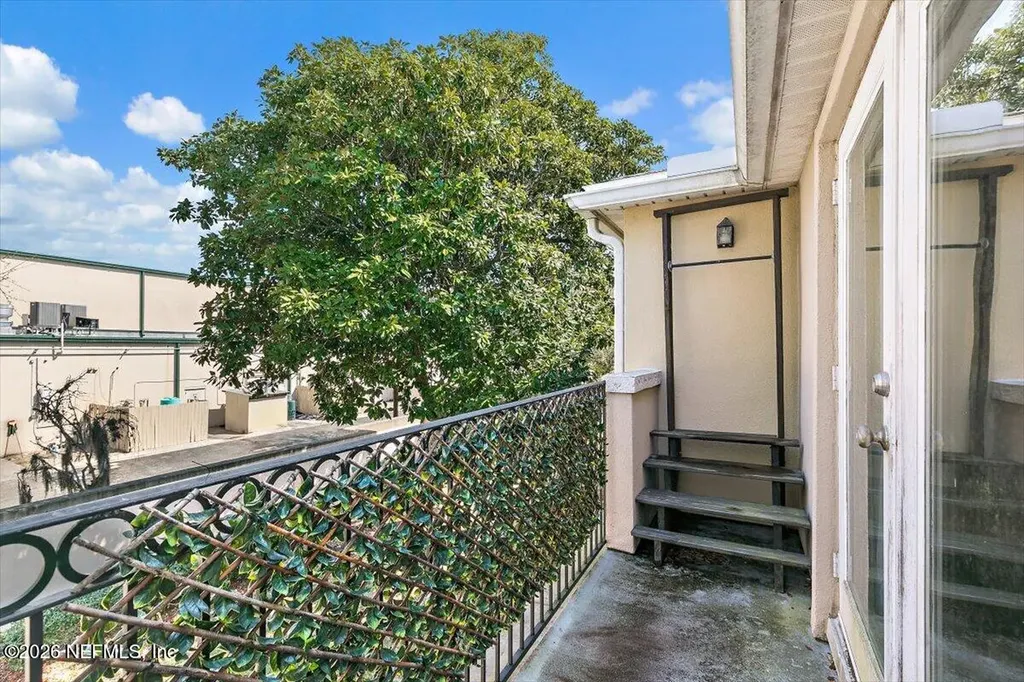 37 Jardin De Mer Place Jacksonville Beach FL 32250