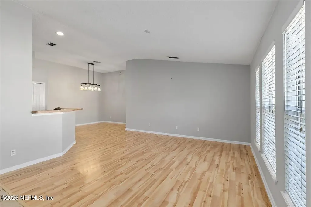 37 Jardin De Mer Place Jacksonville Beach FL 32250