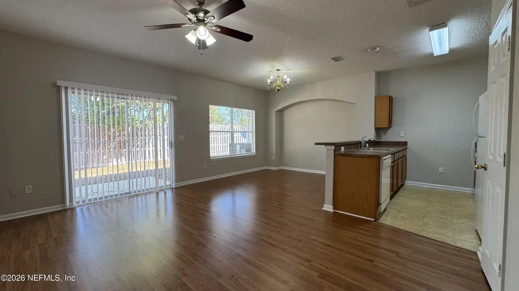 5260 Collins Road Jacksonville FL 32244