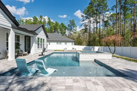 28 Woodbay Court St. Johns FL 32259