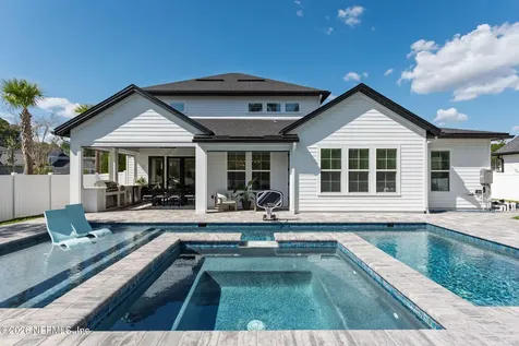28 Woodbay Court St. Johns FL 32259