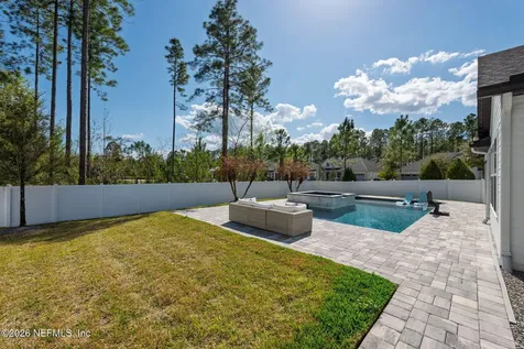28 Woodbay Court St. Johns FL 32259