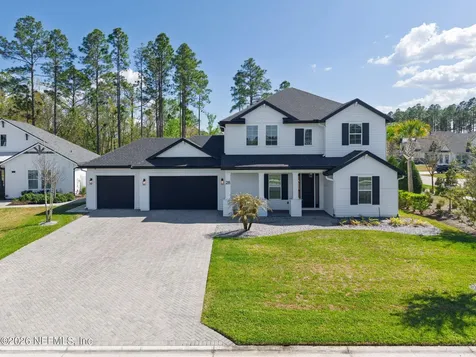 28 Woodbay Court St. Johns FL 32259