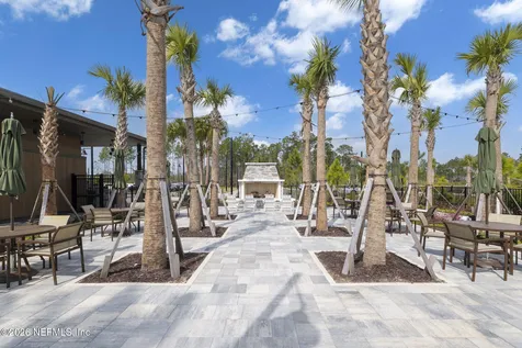 28 Woodbay Court St. Johns FL 32259