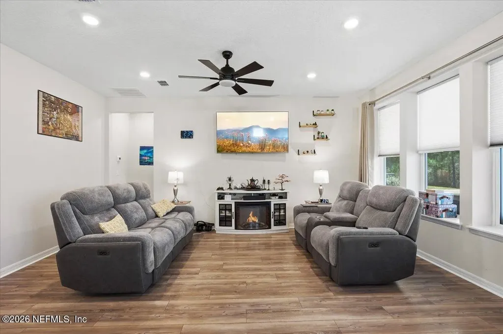 217 Ethereal Square Yulee FL 32097