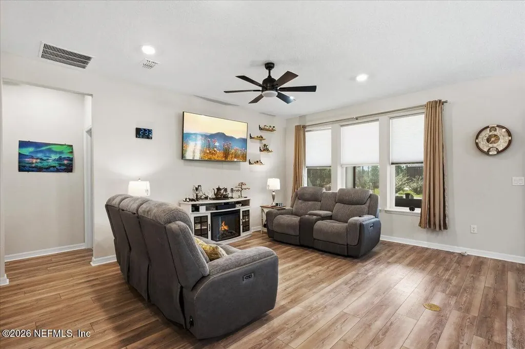 217 Ethereal Square Yulee FL 32097