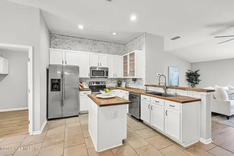 2474 Glenfield Drive Green Cove Springs FL 32043