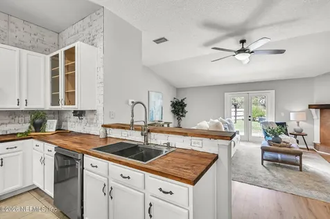 2474 Glenfield Drive Green Cove Springs FL 32043