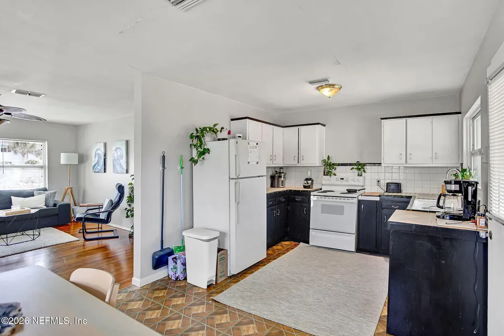 205 11th Avenue N Jacksonville Beach FL 32250