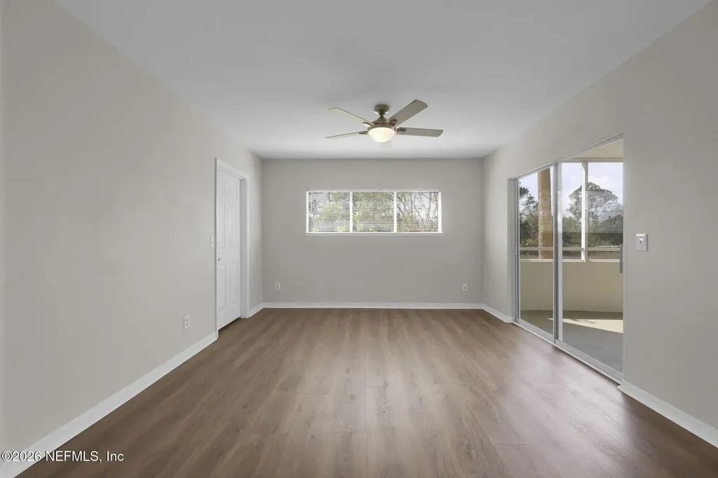 1800 The Greens Way Jacksonville Beach FL 32250